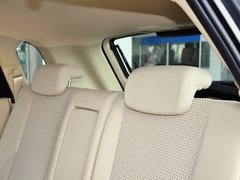 2013款 2.0L 手动 两驱时尚型 5座