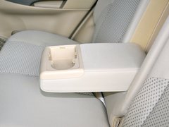 2013款 2.0L 手动 两驱时尚型 5座