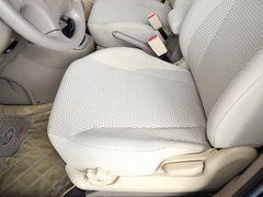 2013款 2.0L 手动 两驱时尚型 5座
