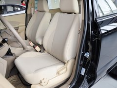 2013款 2.0L 手动 两驱时尚型 5座