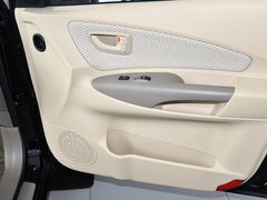 2013款 2.0L 手动 两驱时尚型 5座