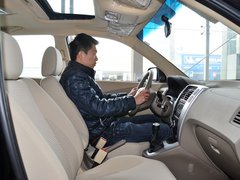 2013款 2.0L 手动 两驱时尚型 5座