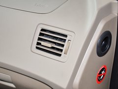 2013款 2.0L 手动 两驱时尚型 5座