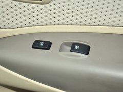 2013款 2.0L 手动 两驱时尚型 5座