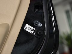 2013款 2.0L 手动 两驱时尚型 5座