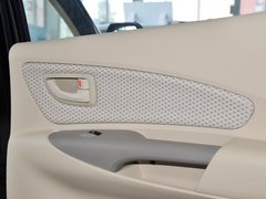 2013款 2.0L 手动 两驱时尚型 5座