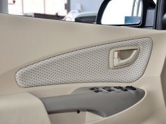 2013款 2.0L 手动 两驱时尚型 5座
