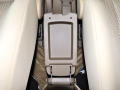 2013款 2.0L 手动 两驱时尚型 5座