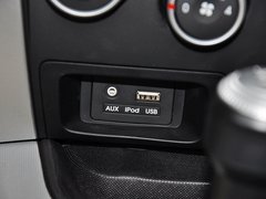 2013款 2.0L 手动 两驱时尚型 5座