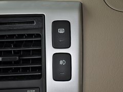 2013款 2.0L 手动 两驱时尚型 5座