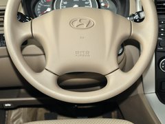 2013款 2.0L 手动 两驱时尚型 5座