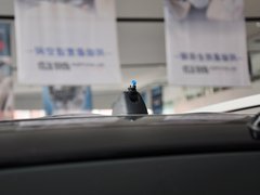 2013款 2.0L 手动 两驱时尚型 5座