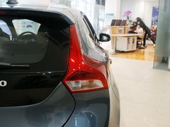 2013款 2.0T 自动 智雅版
