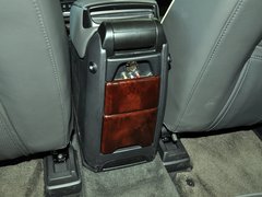 2013款 2.5T 自动 行政升级版 7座