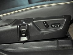 2013款 2.5T 自动 行政升级版 7座