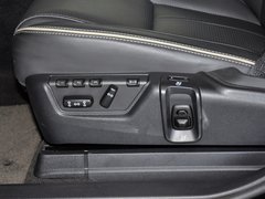 2013款 2.5T 自动 行政升级版 7座