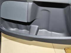 2013款 2.5T 自动 行政升级版 7座