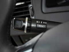 2013款 2.5T 自动 行政升级版 7座