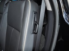 2013款 2.5T 自动 行政升级版 7座
