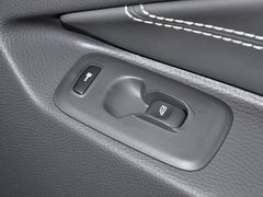 2013款 2.5T 自动 行政升级版 7座