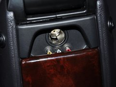 2013款 2.5T 自动 行政升级版 7座