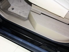 2013款 2.5T 自动 行政升级版 7座