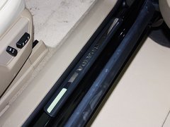 2013款 2.5T 自动 行政升级版 7座