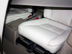 2013款 2.5T 自动 行政升级版 7座