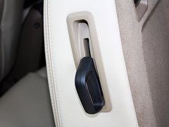 2013款 2.5T 自动 行政升级版 7座