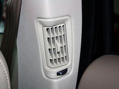 2013款 2.5T 自动 行政升级版 7座
