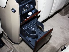 2013款 2.5T 自动 行政升级版 7座