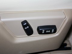 2013款 2.5T 自动 行政升级版 7座