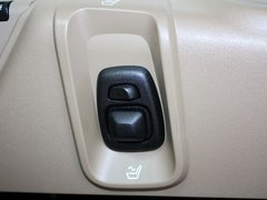 2013款 2.5T 自动 行政升级版 7座