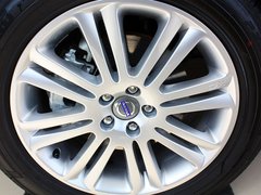 2013款 2.5T 自动 行政升级版 7座