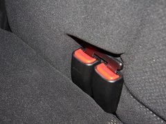 2013款 2.0L 手动 两驱经典版 5座