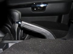 2013款 2.0L 手动 两驱经典版 5座