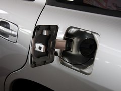 2013款 2.0L 手动 两驱经典版 5座