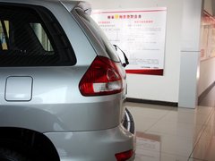 2013款 2.0L 手动 两驱经典版 5座