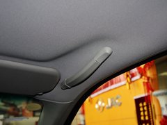 2013款 2.0L 手动 两驱经典版 5座