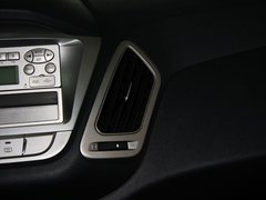 2013款 2.0L 手动 两驱经典版 5座