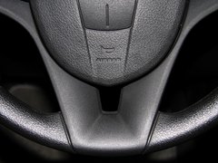 2013款 2.0L 手动 两驱经典版 5座