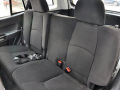 2013款 2.0L 手动 两驱经典版 5座