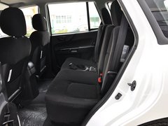 2013款 2.0L 手动 两驱经典版 5座