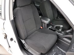 2013款 2.0L 手动 两驱经典版 5座