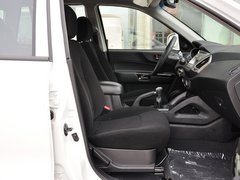 2013款 2.0L 手动 两驱经典版 5座