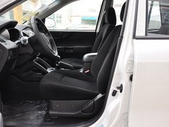 2013款 2.0L 手动 两驱经典版 5座