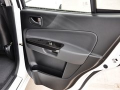 2013款 2.0L 手动 两驱经典版 5座