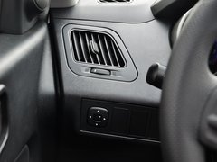 2013款 2.0L 手动 两驱经典版 5座
