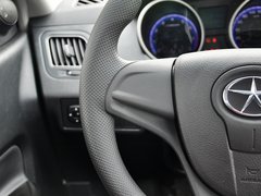 2013款 2.0L 手动 两驱经典版 5座