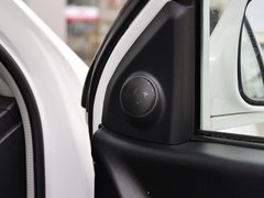 2013款 2.0L 手动 两驱经典版 5座